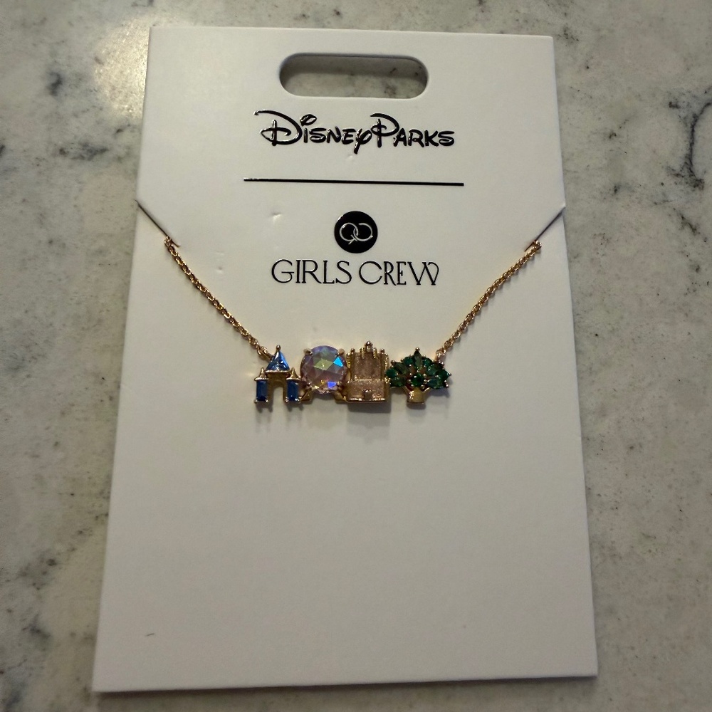 Girls Crew 4 parks necklace